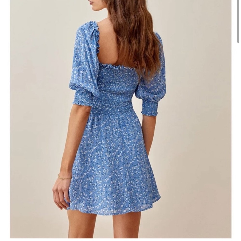 Reformation size 6 Elle Suzette Blue Floral Smocked Mini Dress
